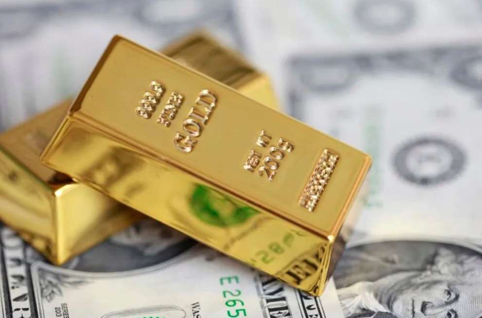 Chinese Investors Pour Billions into Gold ETF